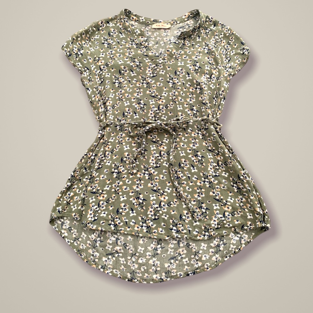 Full Moon
Segura Rayon Gauze Tie Waist Maternity Blouse